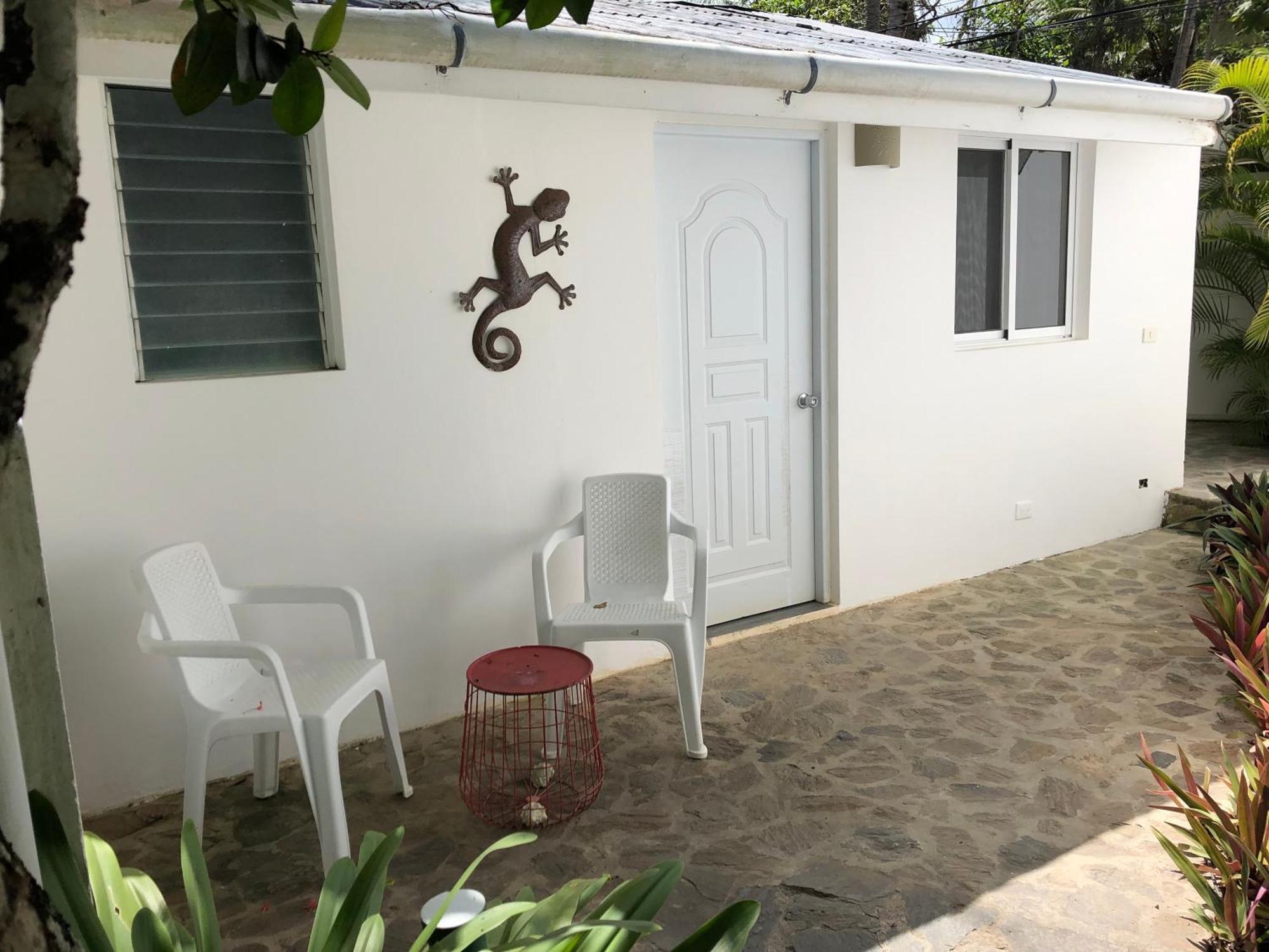 Beach Hotel Casa Nina 라스테레나스 객실 사진