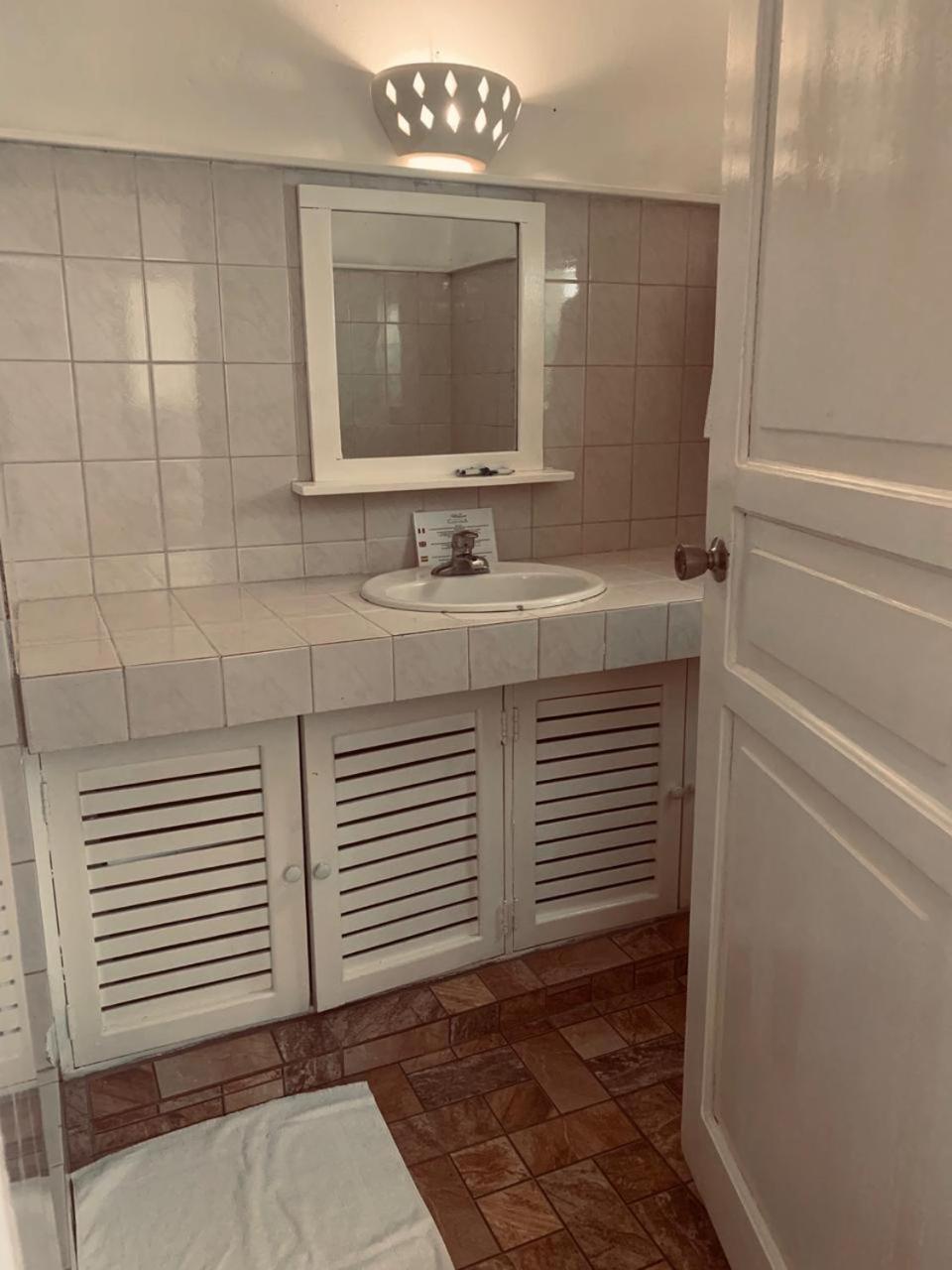 Beach Hotel Casa Nina 라스테레나스 외부 사진